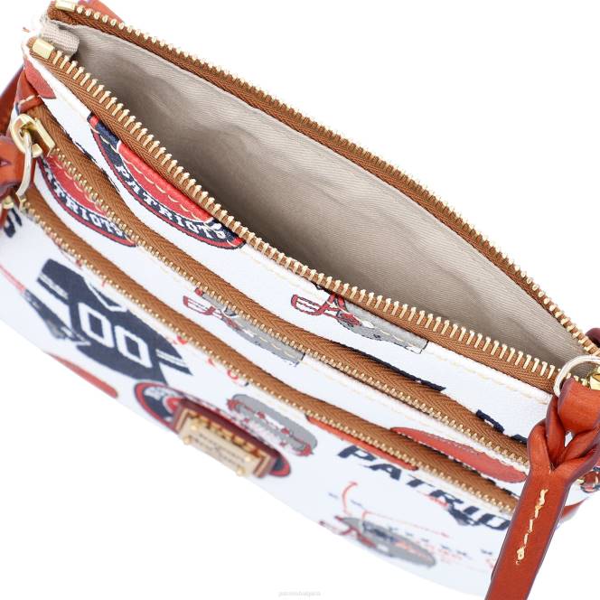 аксесоари Patriots Jersey чанта през рамо с три ципа dooney & bourke Жени T8TH2181
