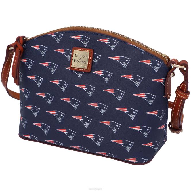 аксесоари Patriots Jersey dooney & bourke signature suki crossbody със средна китка Жени T8TH2154