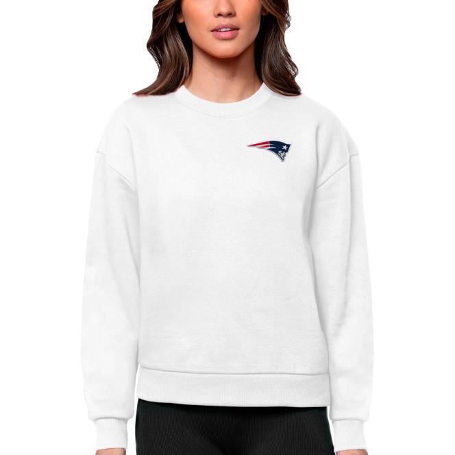 облекло Patriots Jersey антигуа бял суичър с деколте с деколте Жени T8TH2445